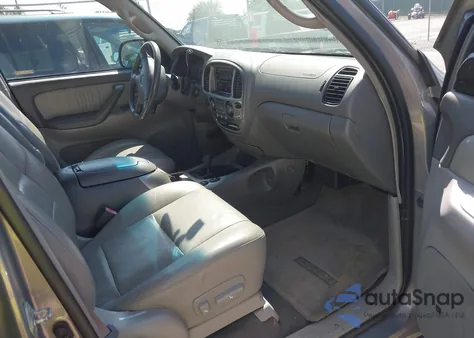 2001 Toyota Sequoia Limited V8 из США, поврежденный, VIN 5TDBT48A11S008367